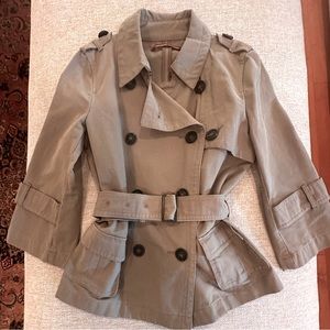 COMPTOIR DES COTONNIERS
Short Double breasted trench coat